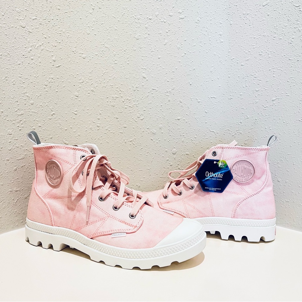 Palladium Women’s Pampa Hi Top Rose Canvas Boots Size 7 NWT